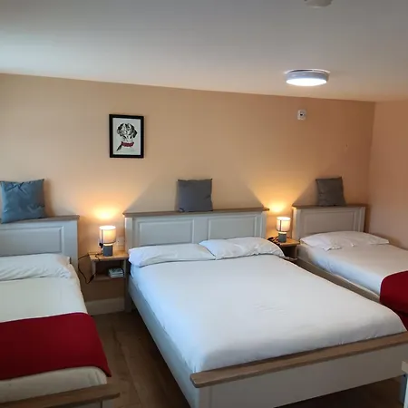 Matty's Pub - Apartment's Lejlighed *