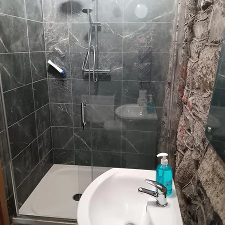 Matty's Pub - Apartment's Lejlighed