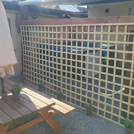 Matty's Pub - Apartment's Lejlighed