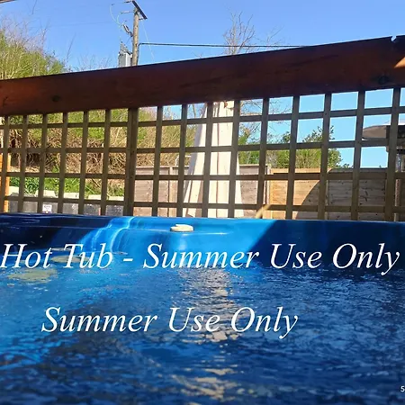 Daire Matty's Pub - Apartment's