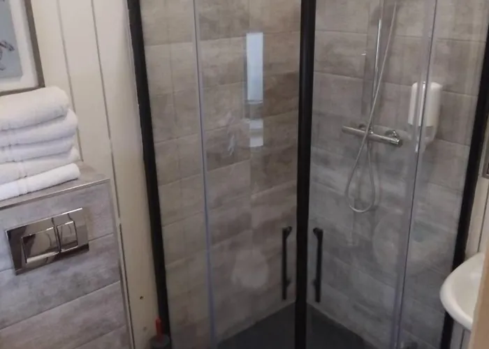 Matty's Pub - Apartment's Lägenhet *