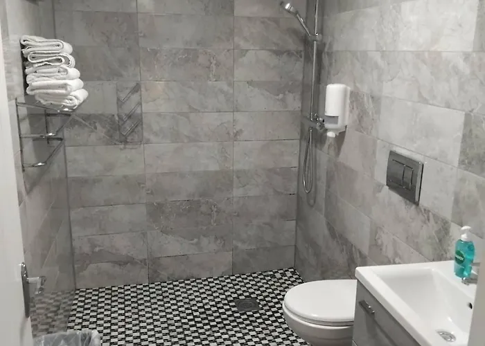 Matty's Pub - Apartment's Lägenhet